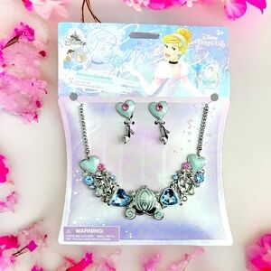 NWT Disney Princess Cinderella Jewelry Set